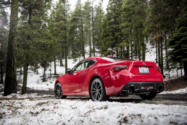 تویوتا GT86