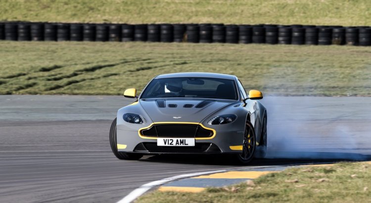 سریعترین اَستون مارتین تاریخ : Aston Martin Vantage V12 S 2017