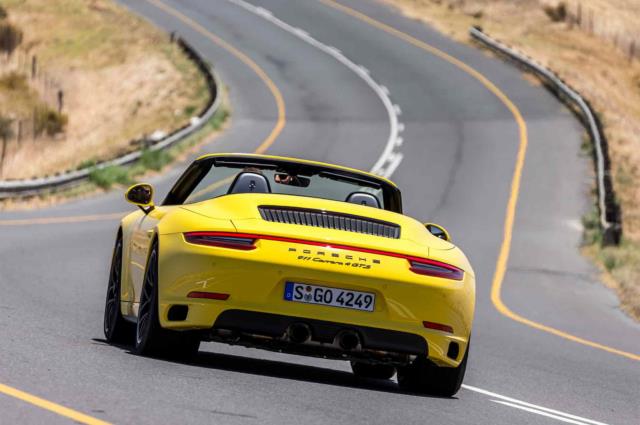 پورشه 911Carrera 4 gts