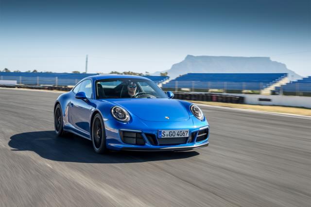 پورشه 911Carrera 4 gts