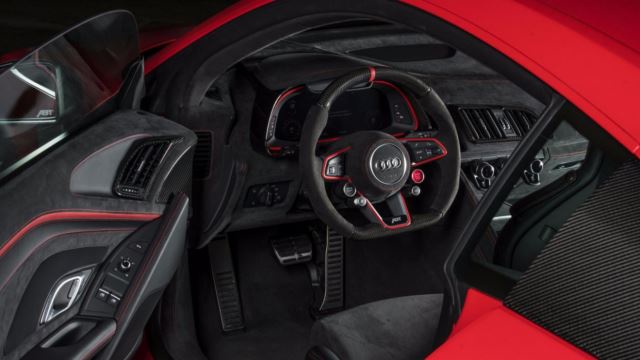 آئودی R8 V10 plus ABT