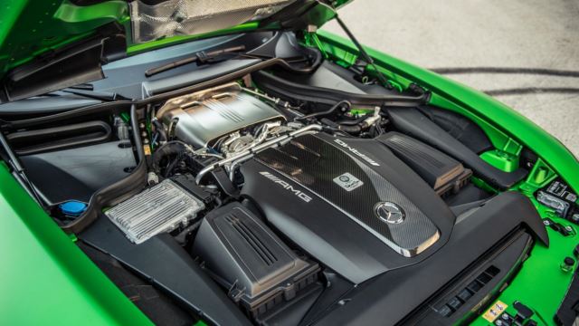 مرسدس AMG GTR