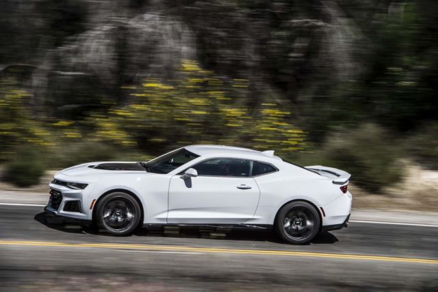 شوزولت کامارو ZL1 1LE