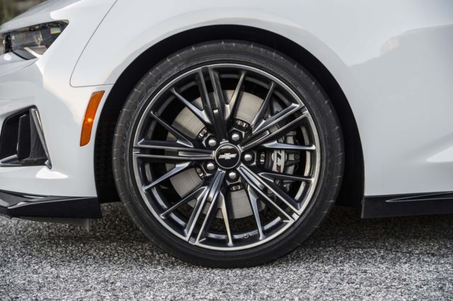 شوزولت کامارو ZL1 1LE