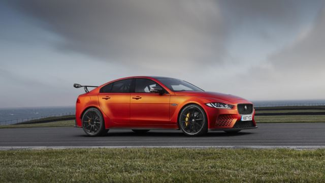 جگوار XE Project 8