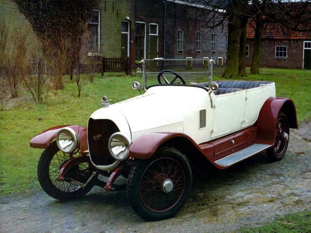 The Spyker C1