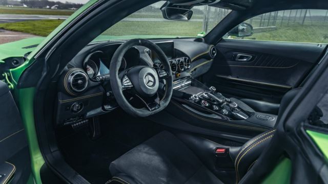 مرسدس amg gtr