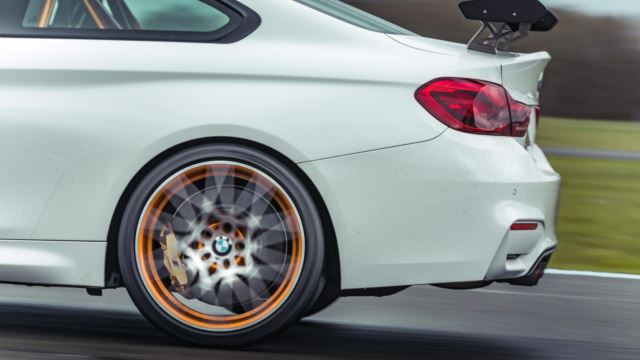 بی ام و m4 gts