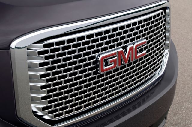 GMC یوکان دنالی