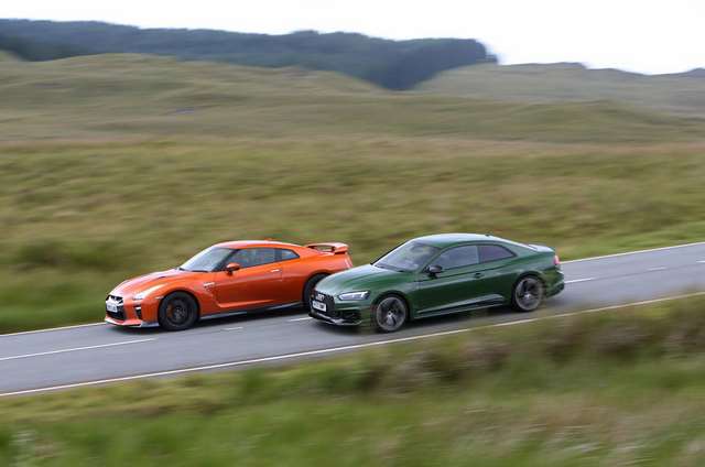 آئودی RS5 و نیسان GT-R 