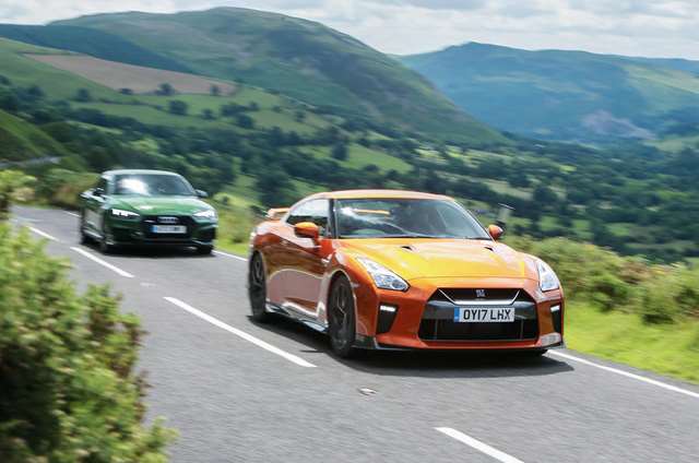 آئودی RS5 و نیسان GT-R 