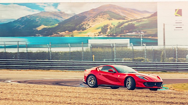 Ferrari 812 Superfast