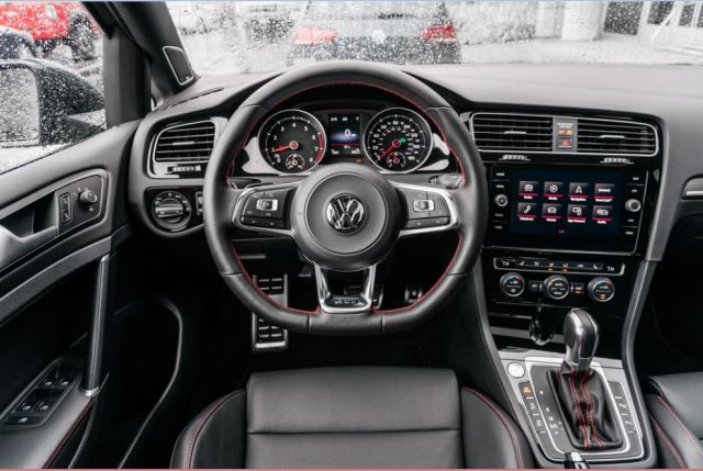 داشبورد گلف GTI مدل 2018