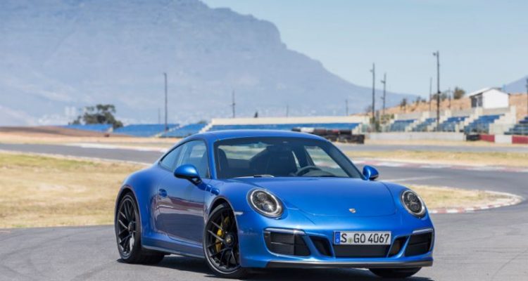پورشه 911Carrera 4 gts