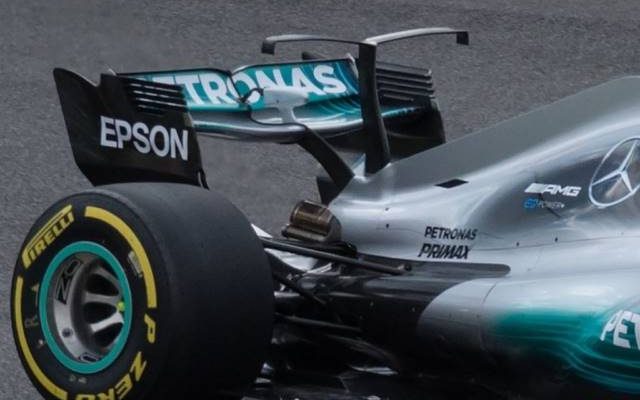 T-بال مرسدس W08