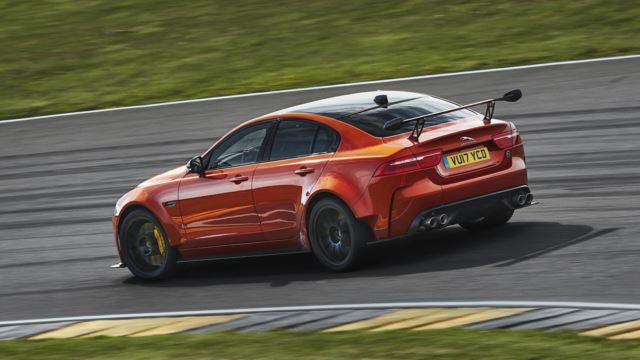 جگوار XE Project 8