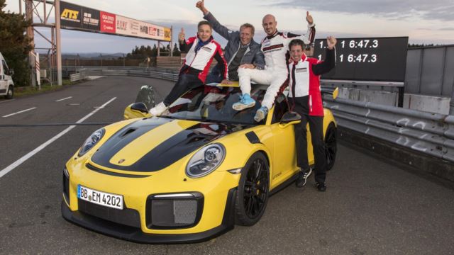 پورشه 911 GT2 RS